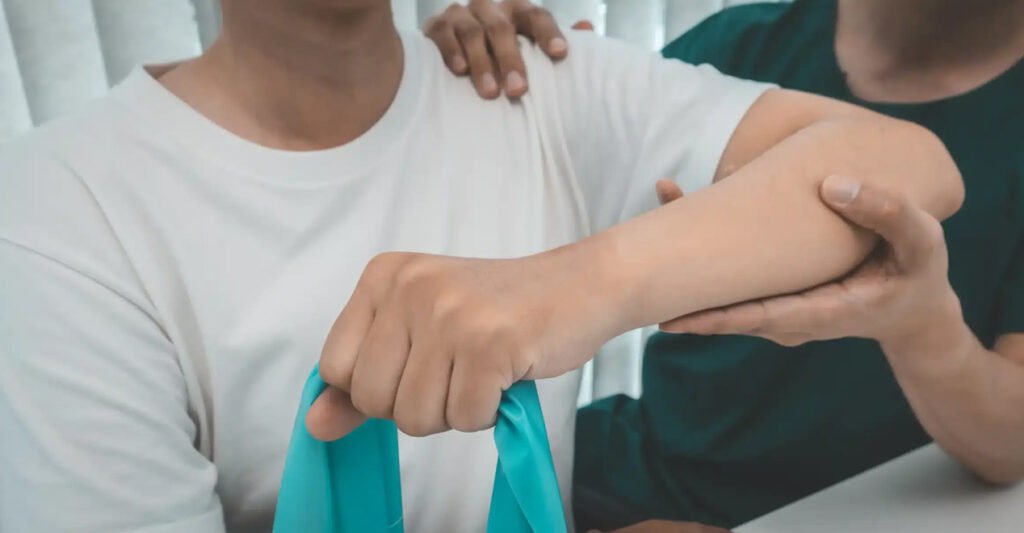 Recuperacion post operacion cirugia de hombro en tijuana Traumatologo Ortopedista en Tijuana https://drcisnerosortopedia.com