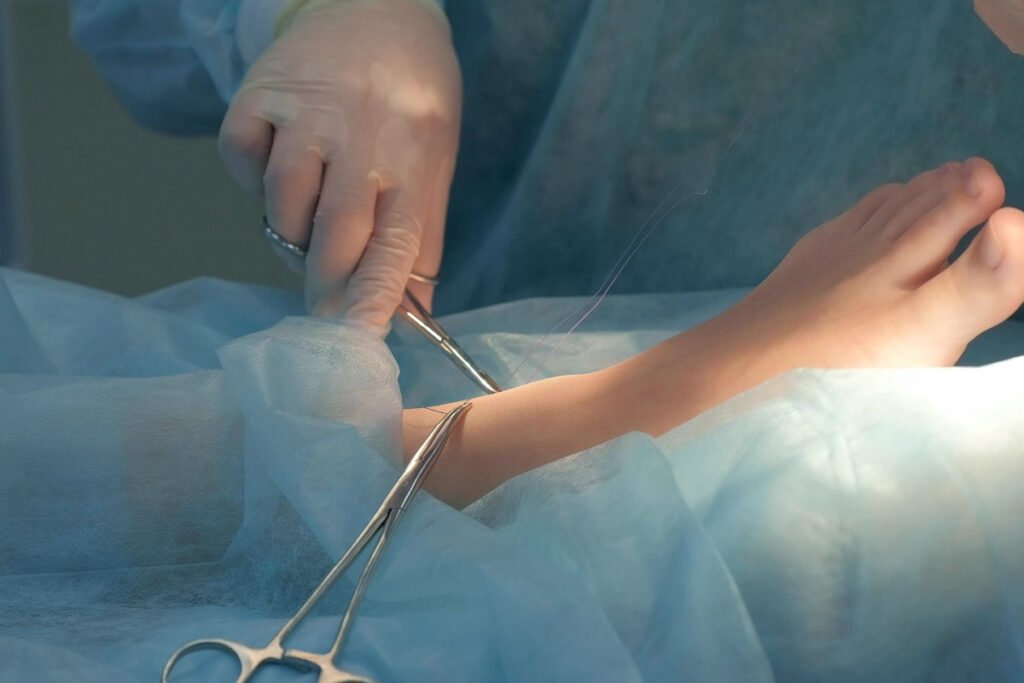 cirugia de tobillo en tijuana Traumatologo Ortopedista en Tijuana https://drcisnerosortopedia.com