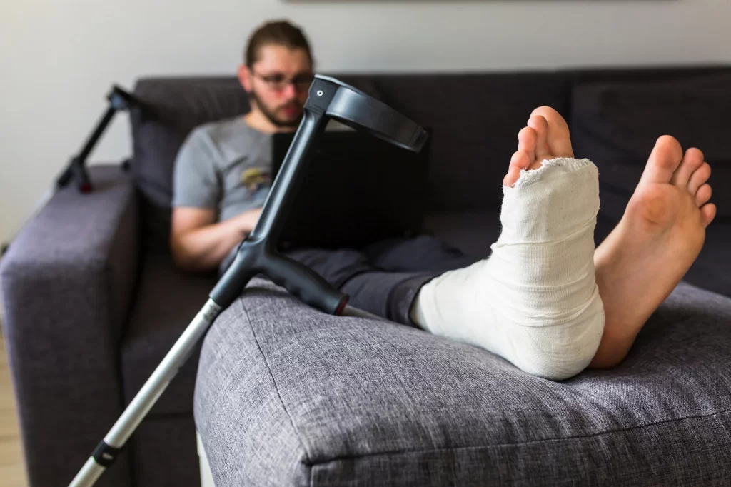 tratamiento para pierna fracturada en tijuana Traumatologo Ortopedista en Tijuana https://drcisnerosortopedia.com